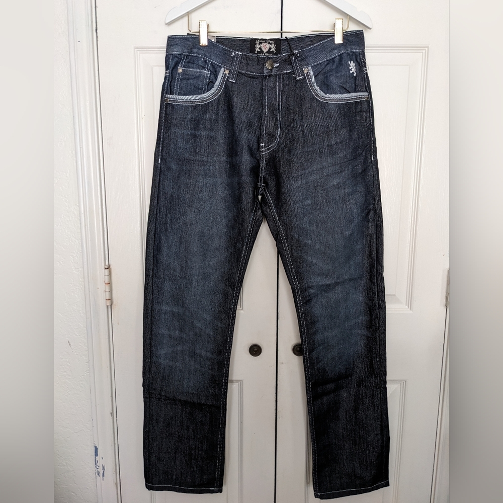 Lions Crest by English Laundry Men's Jeans